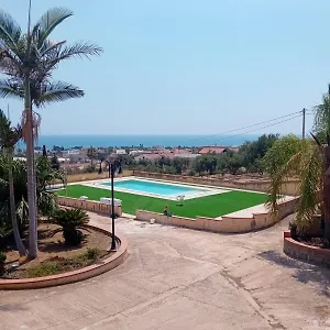 https://villa-dolce-vita-a.sicilyhotelsitaly.net